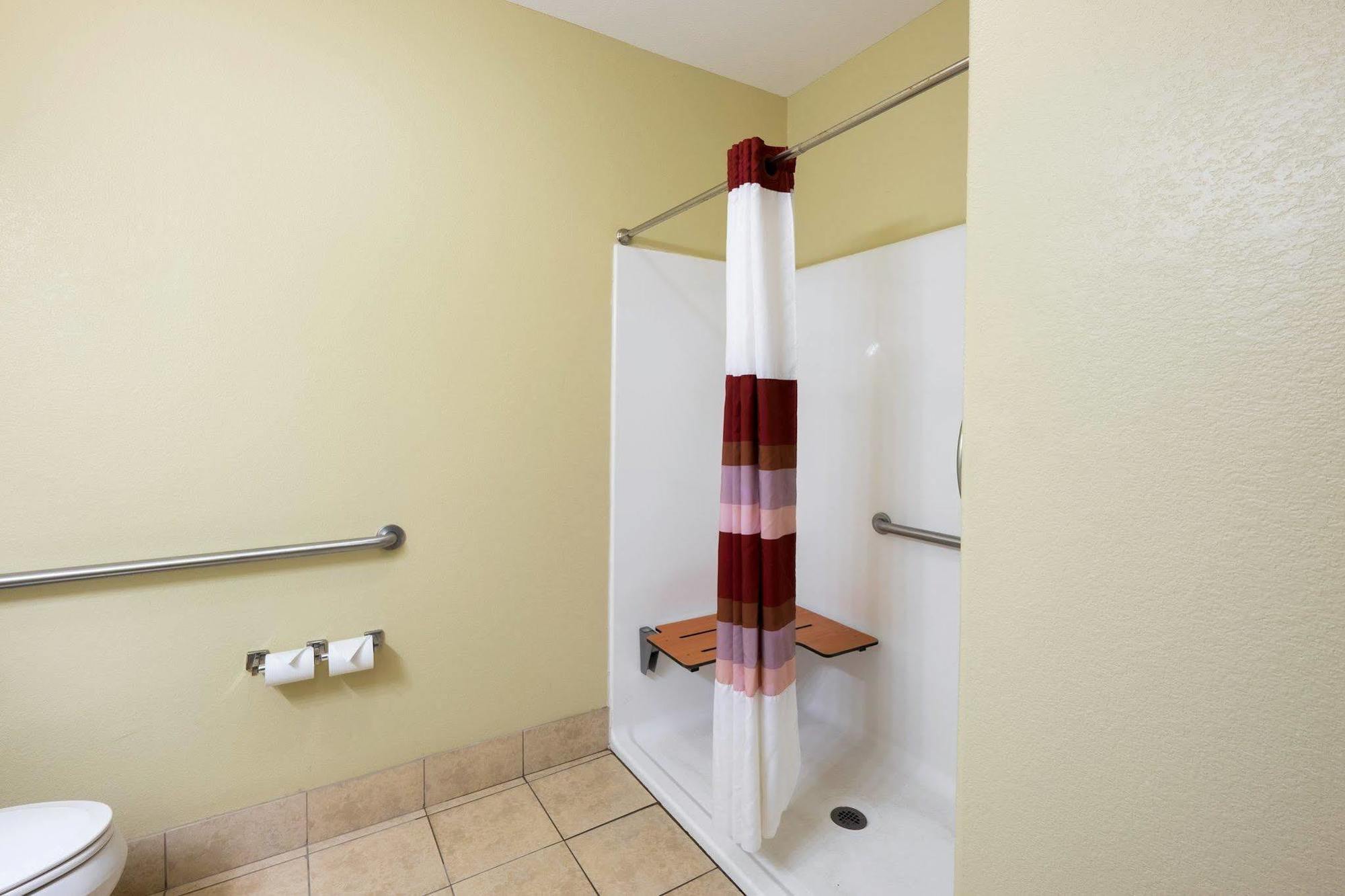 Red Roof Inn & Suites Lake Charles Luaran gambar