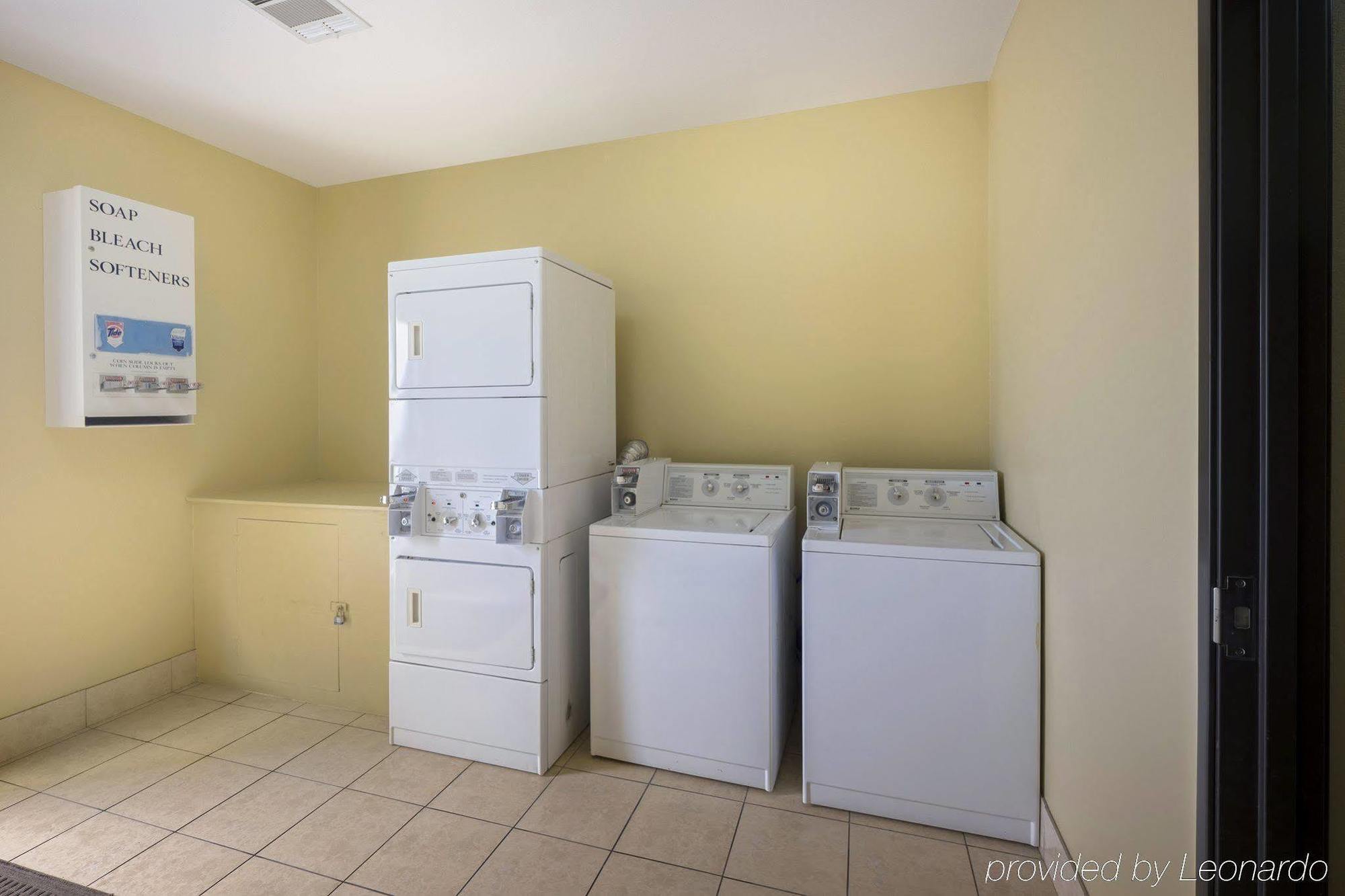 Red Roof Inn & Suites Lake Charles Luaran gambar